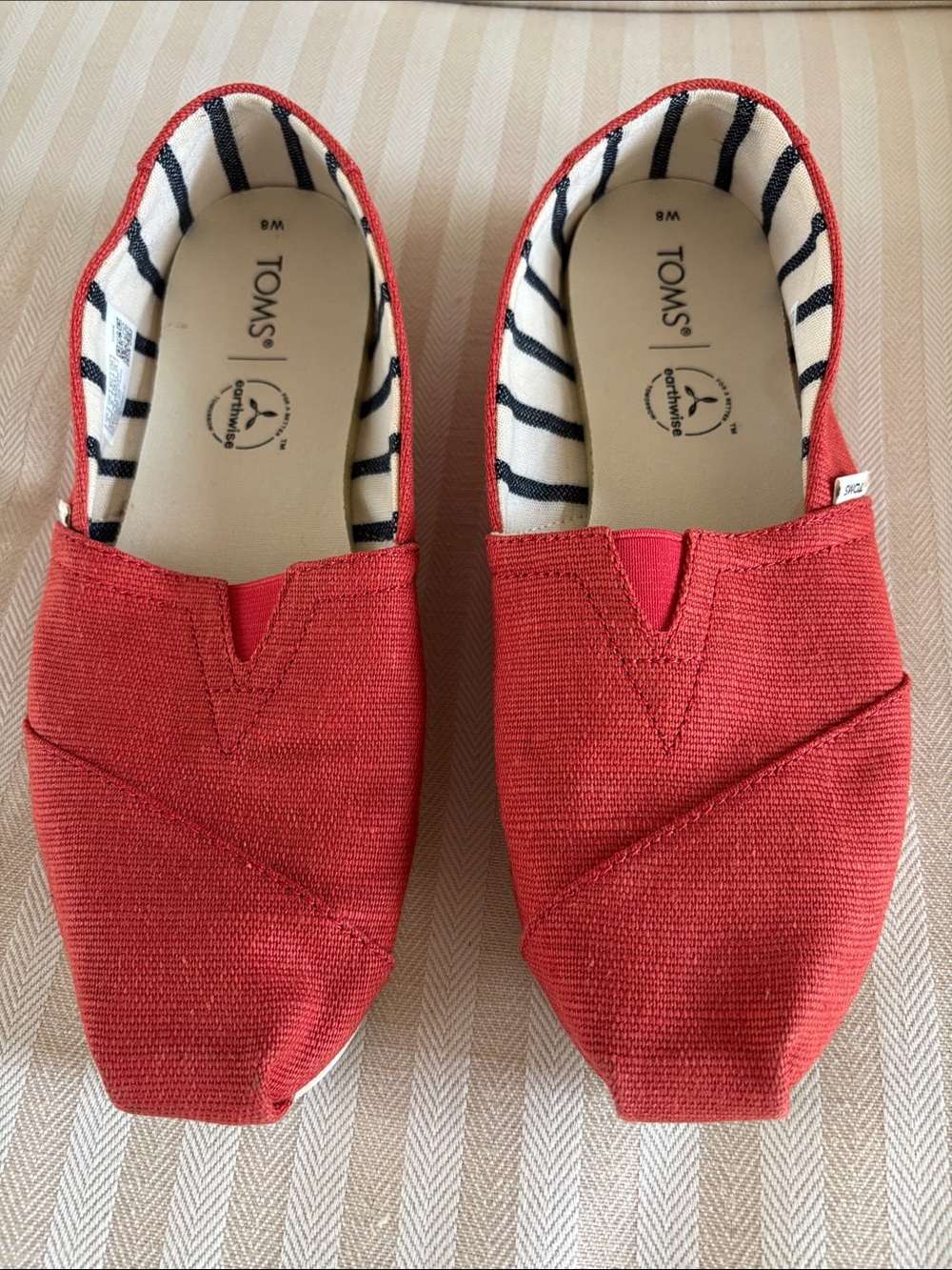 Toms Red Canvas Alpargata Red Canvas Shoes Size 8 Worn Once!